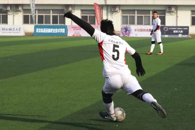 布伦森55分尼克斯豪取7连胜 老鹰灭热火3连胜