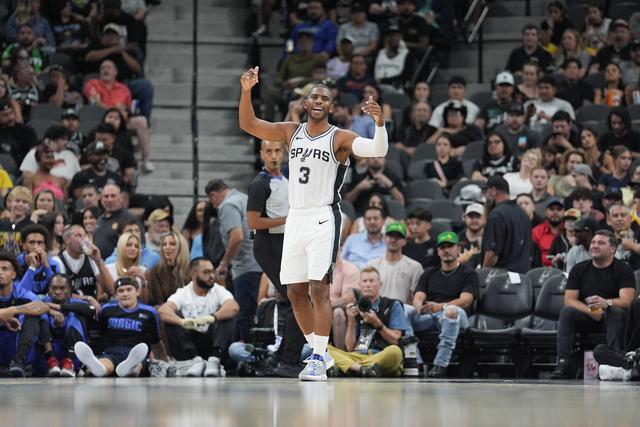 胡金秋20分李凯尔16分 中国男篮力克安哥拉